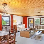Haus Excelsior 26/27 شقة