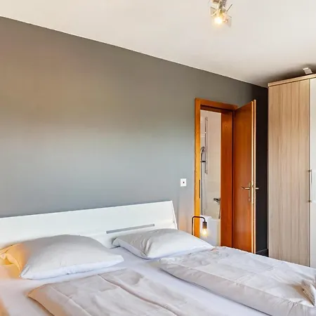 Haus Excelsior 26/27 דירה