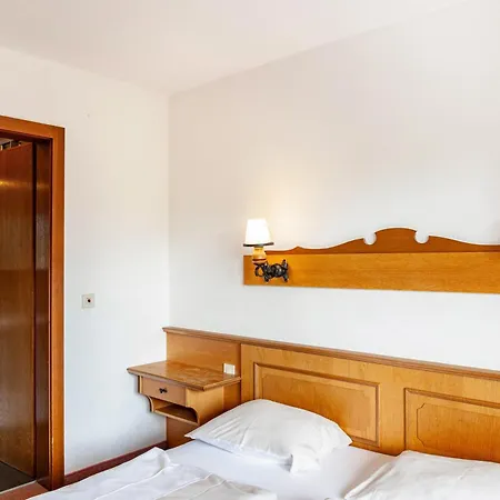 Haus Excelsior 26/27 דירה *