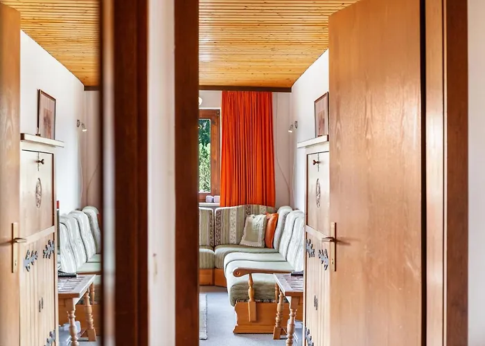 Haus Excelsior 26/27 Seefeld w Tirolu